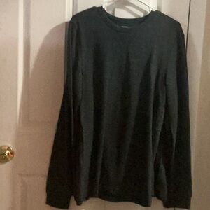 Men's Black Long Sleeve Sweatshirt